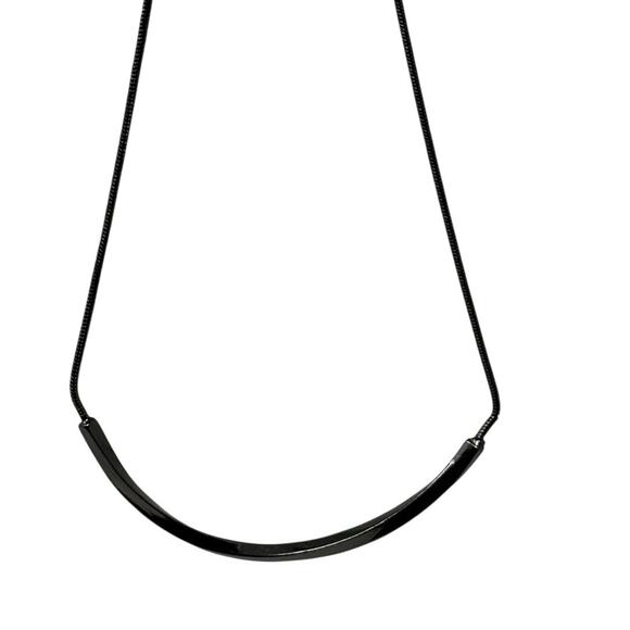 Minimalist Dark Silver Curved Bar Necklace Adjustable 9–11" Modern Chic - Picture 6 of 6